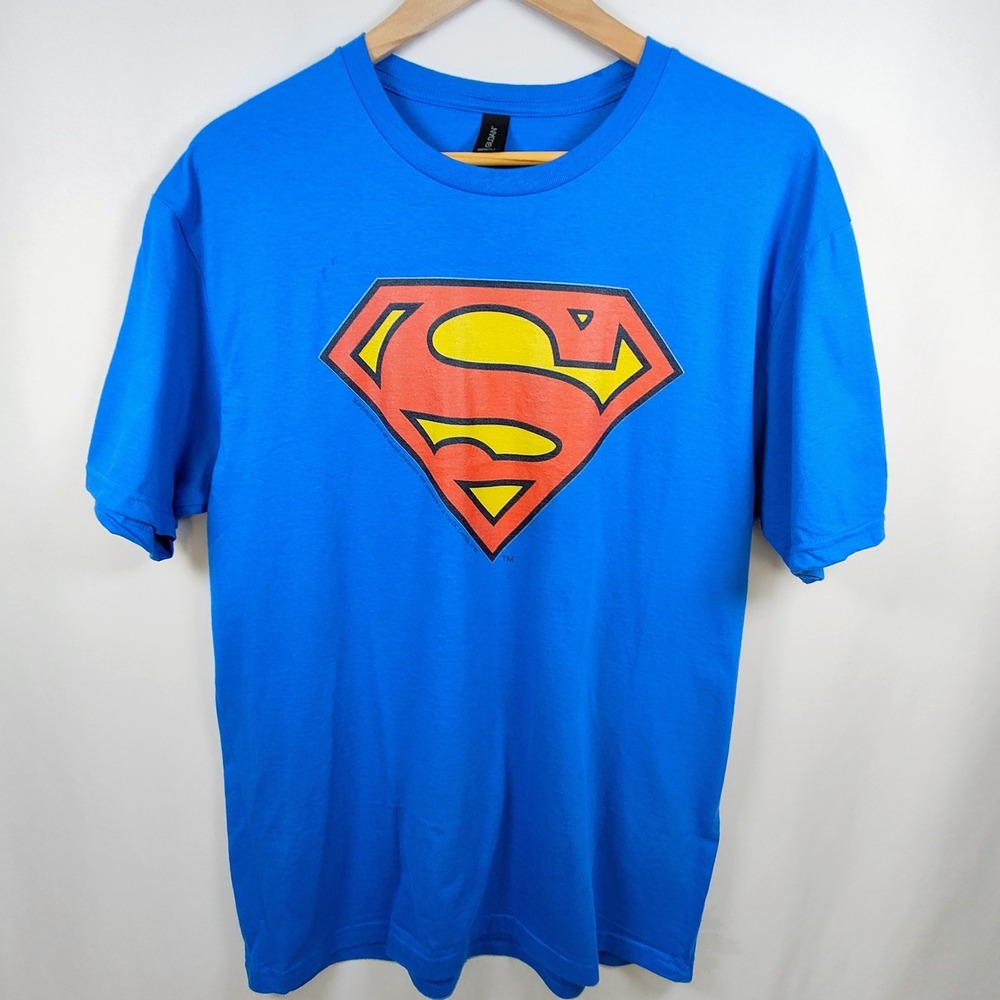 Gildan‎ Superman Shield Logo Blue T-Shirt Men's Large Short Sleeve Cotton NWOT